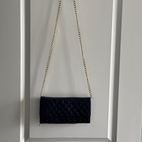 Zenith Navy Leather Quilted Purse - Picture 12 of 13